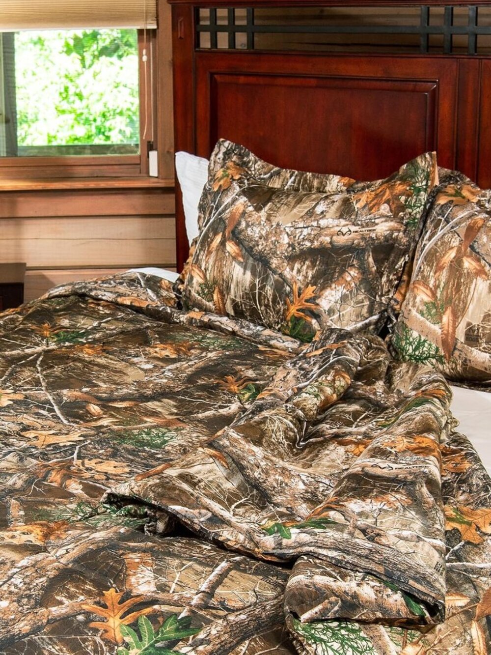 Realtree Full/Queen Size 1 Comforter and 2 Sham Set, All Seasons, Men and Women